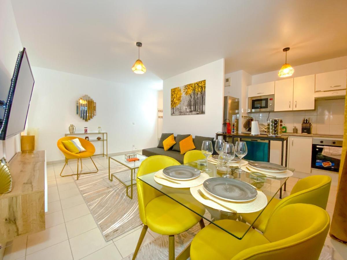 The Golden House * Parking * Garden Apartment Corbeil-Essonnes Exterior foto