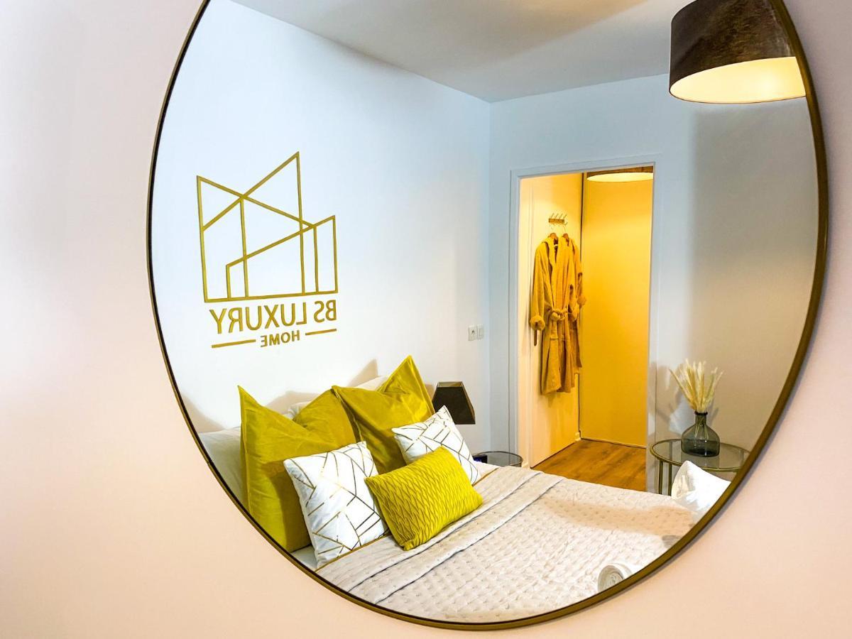 The Golden House * Parking * Garden Apartment Corbeil-Essonnes Exterior foto